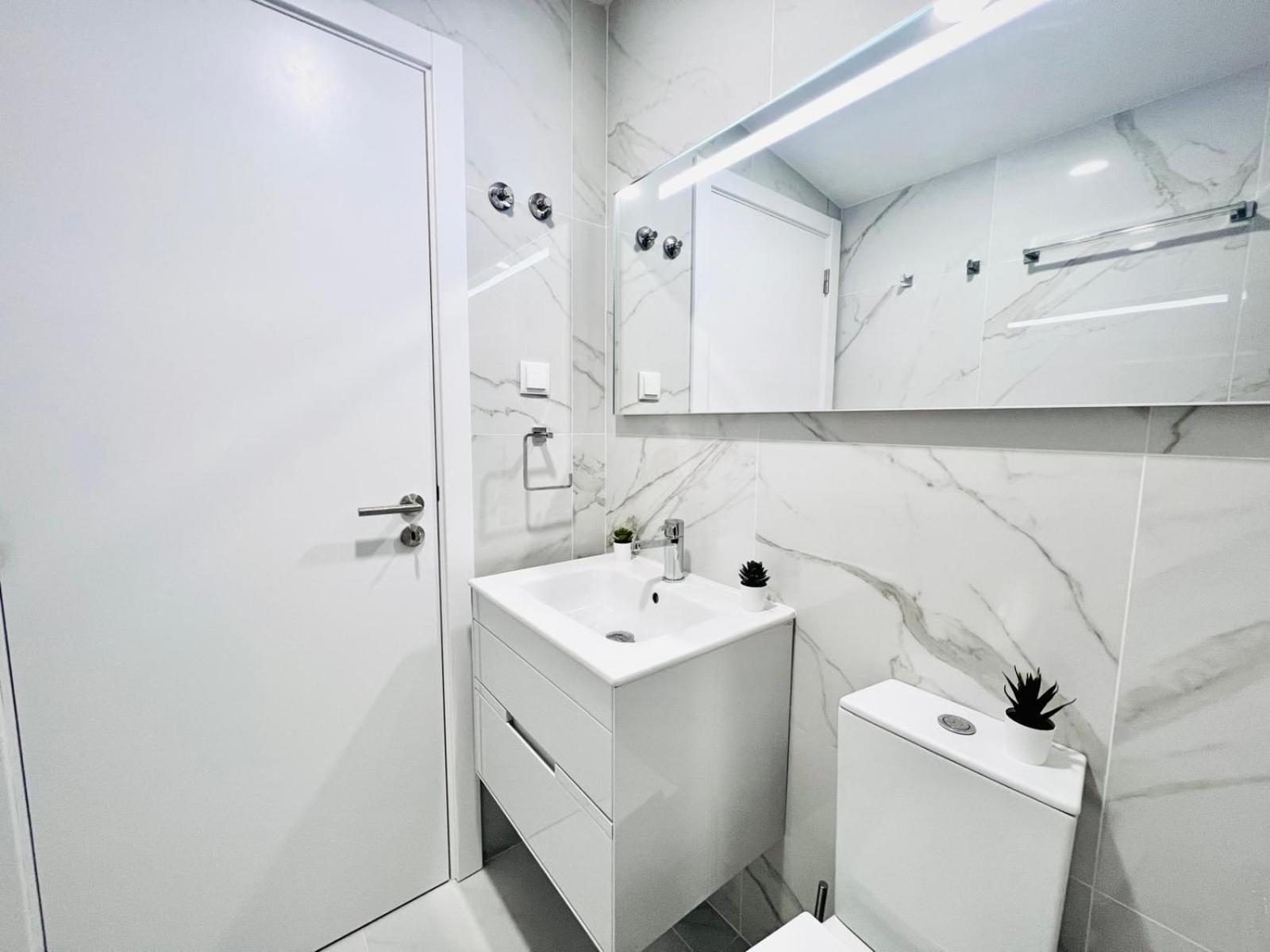 Lisbon Ata Chic Flats Executive Apartment Bagian luar foto