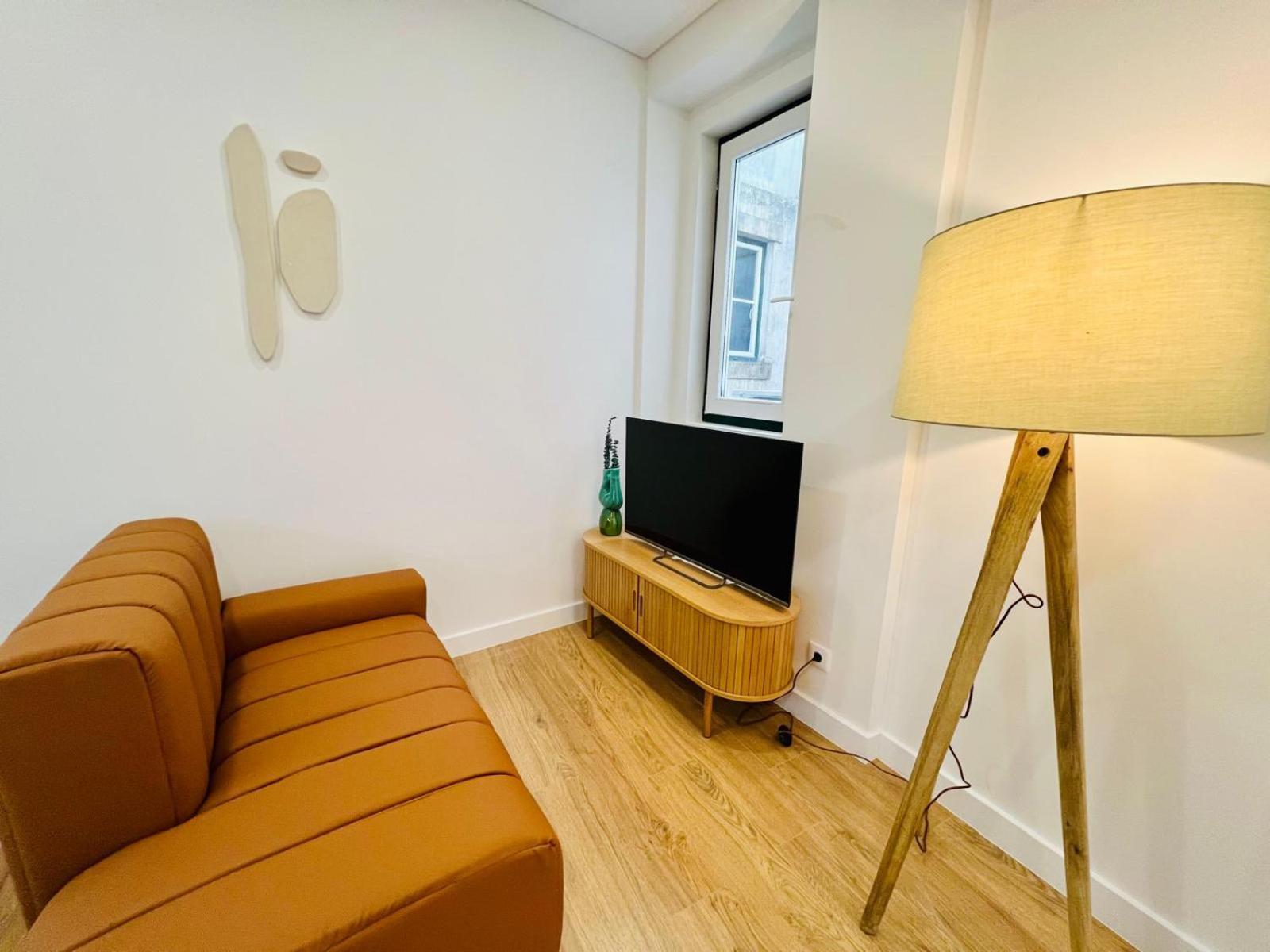 Lisbon Ata Chic Flats Executive Apartment Bagian luar foto