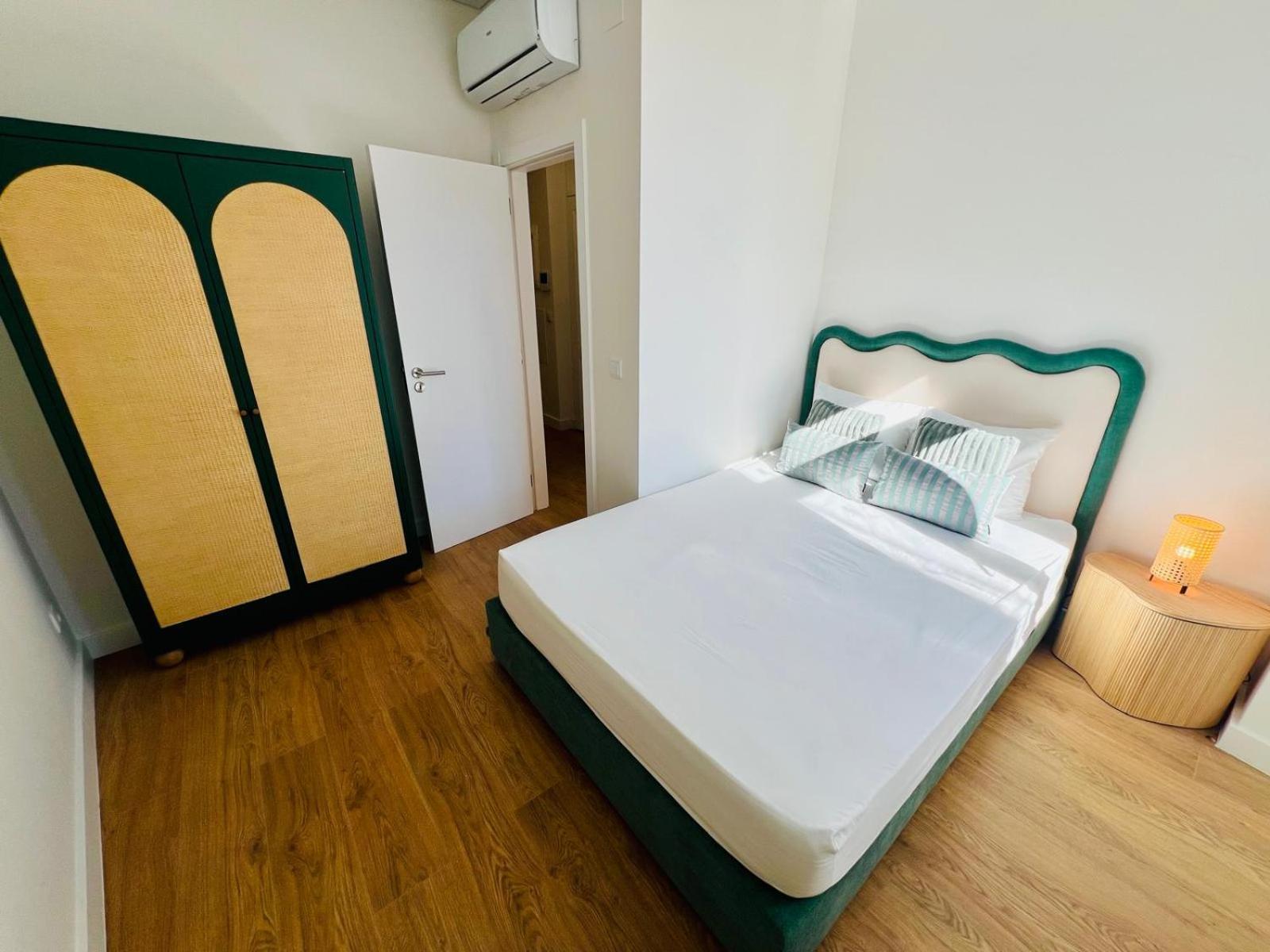 Lisbon Ata Chic Flats Executive Apartment Bagian luar foto