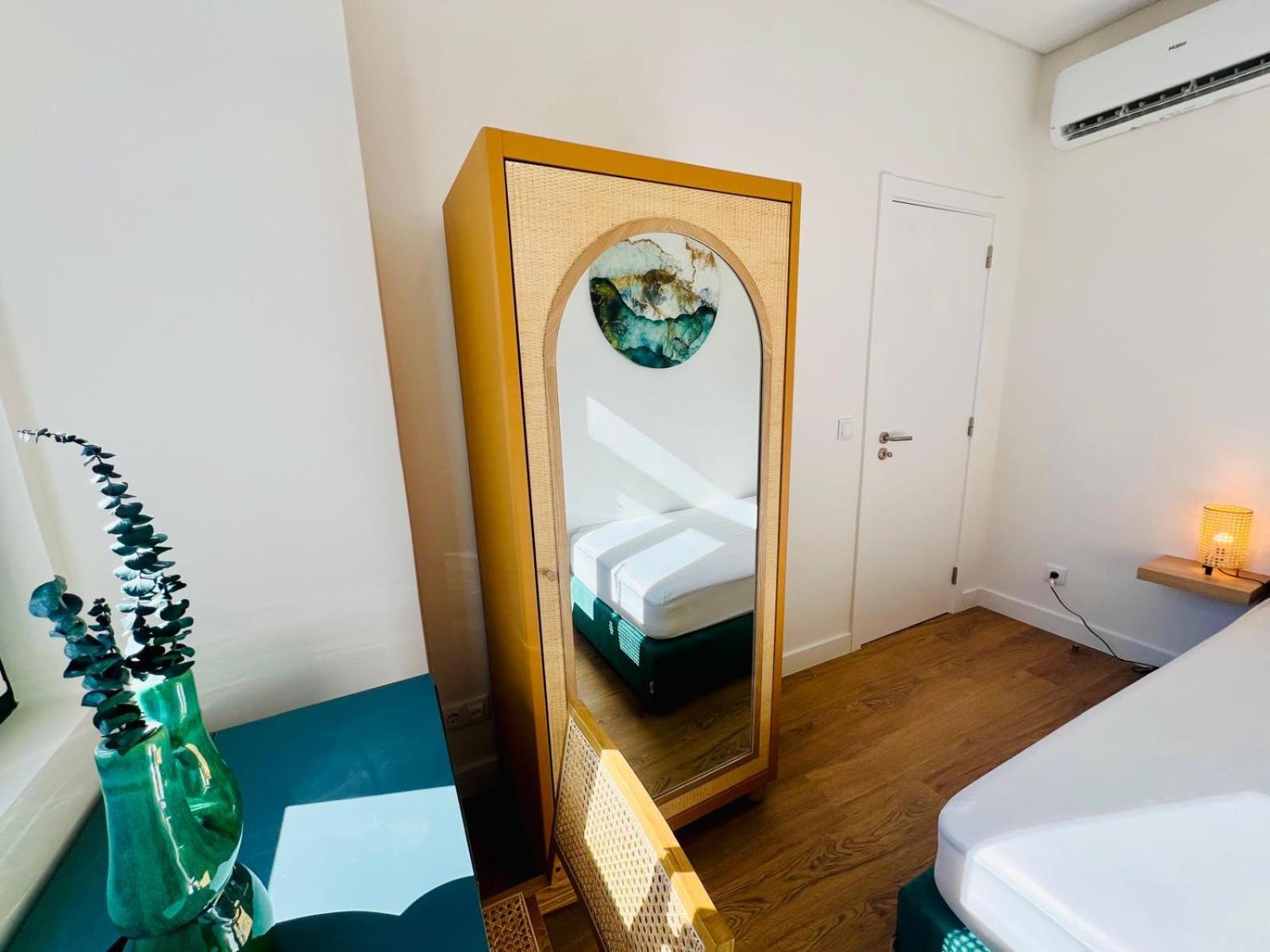 Lisbon Ata Chic Flats Executive Apartment Bagian luar foto