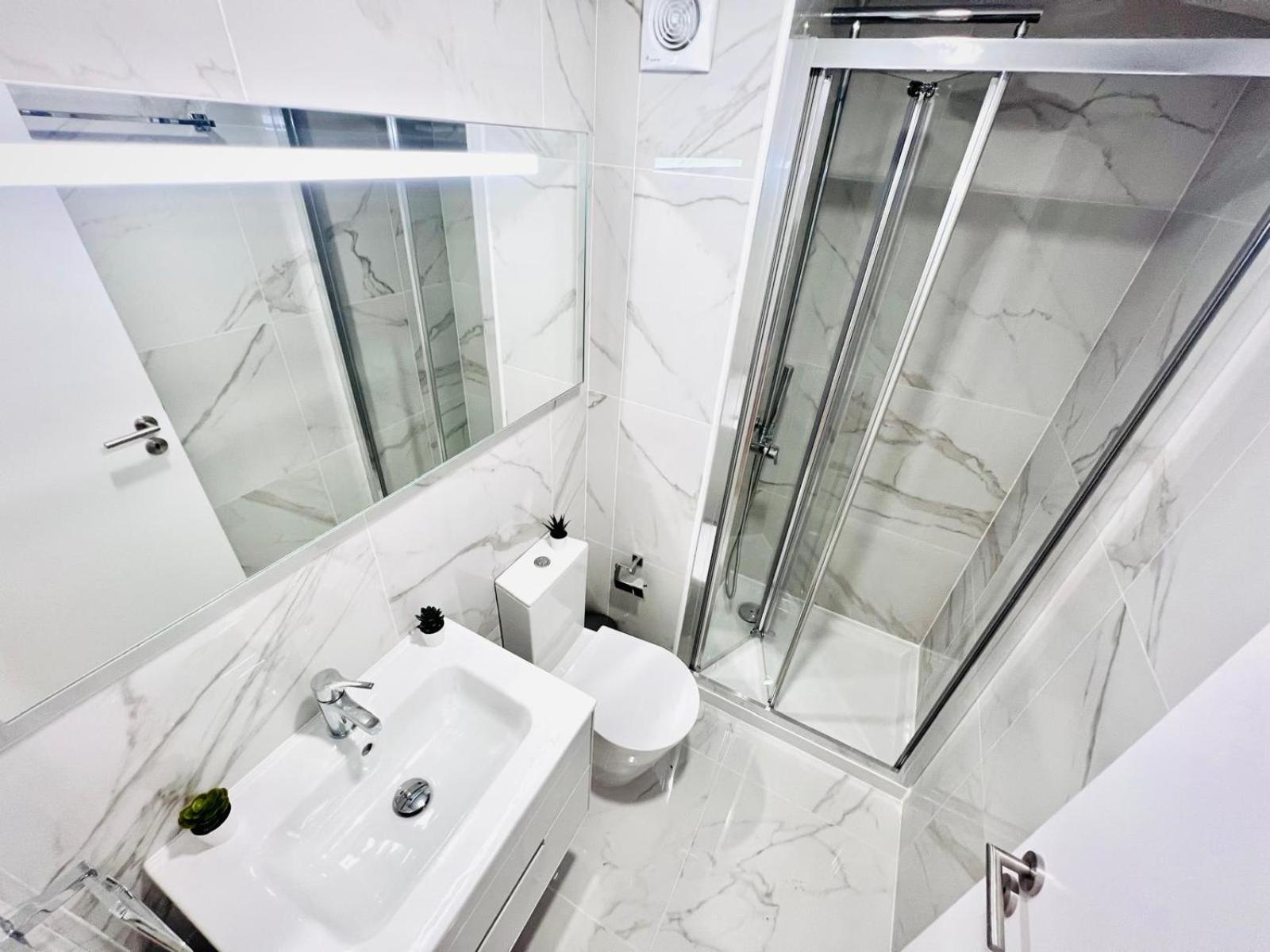 Lisbon Ata Chic Flats Executive Apartment Bagian luar foto
